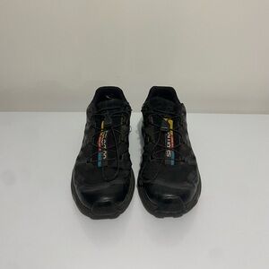 Salomon XT-6 gently used condition fits women's size 8